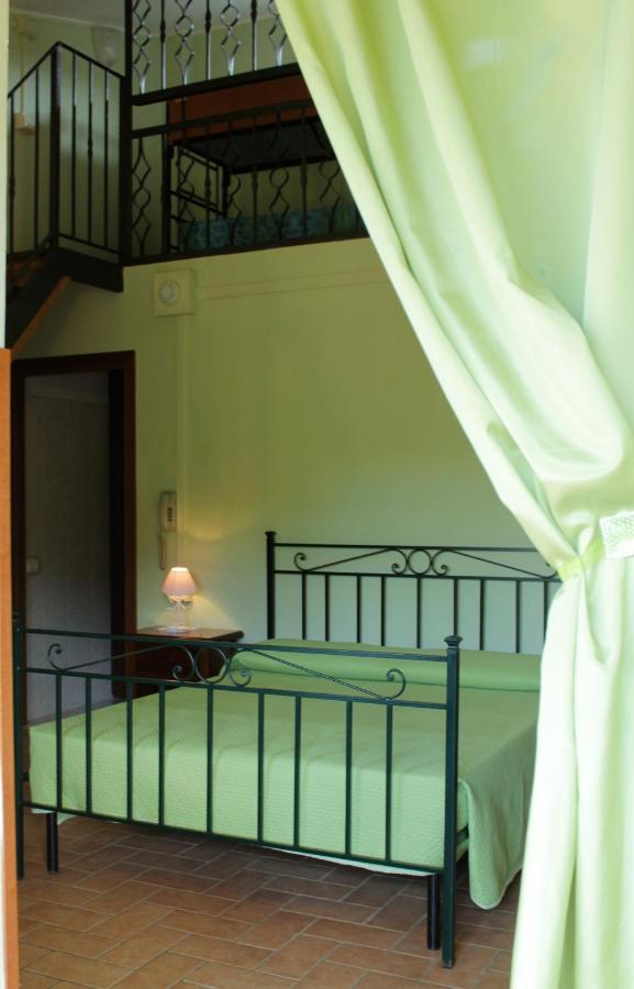 La Dimora Degli Etruschi Hostel Civitella Cesi Exterior photo
