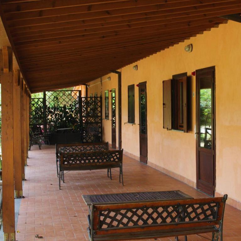 La Dimora Degli Etruschi Hostel Civitella Cesi Exterior photo